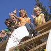 Am Ende des Weges bei der Knappenkapelle und unterhalb des Panoramagasthofs Kristberg befindet sich die „Silberspielwelt“ als weitere Attraktion für Kinder. Unterschiedliche Spielelemente machen den Bergbau hier für alle Sinne erlebbar und lassen Kinder in die Arbeitswelt der Knappen eintauchen.