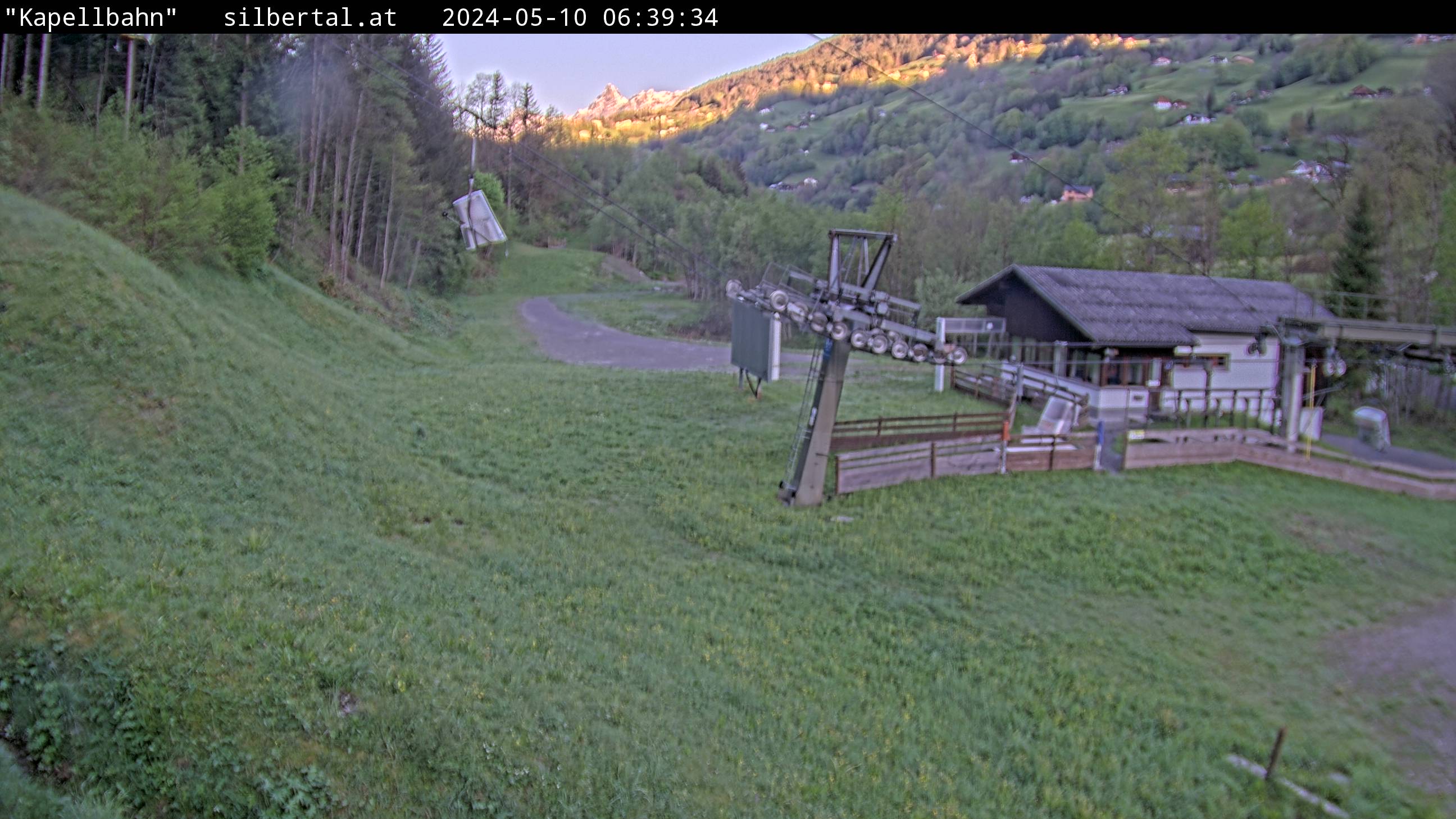 Die Webcam mit diesem Livebild zeigt die Kapellbahn vom Silbertal (http://www.silbertal.at). 