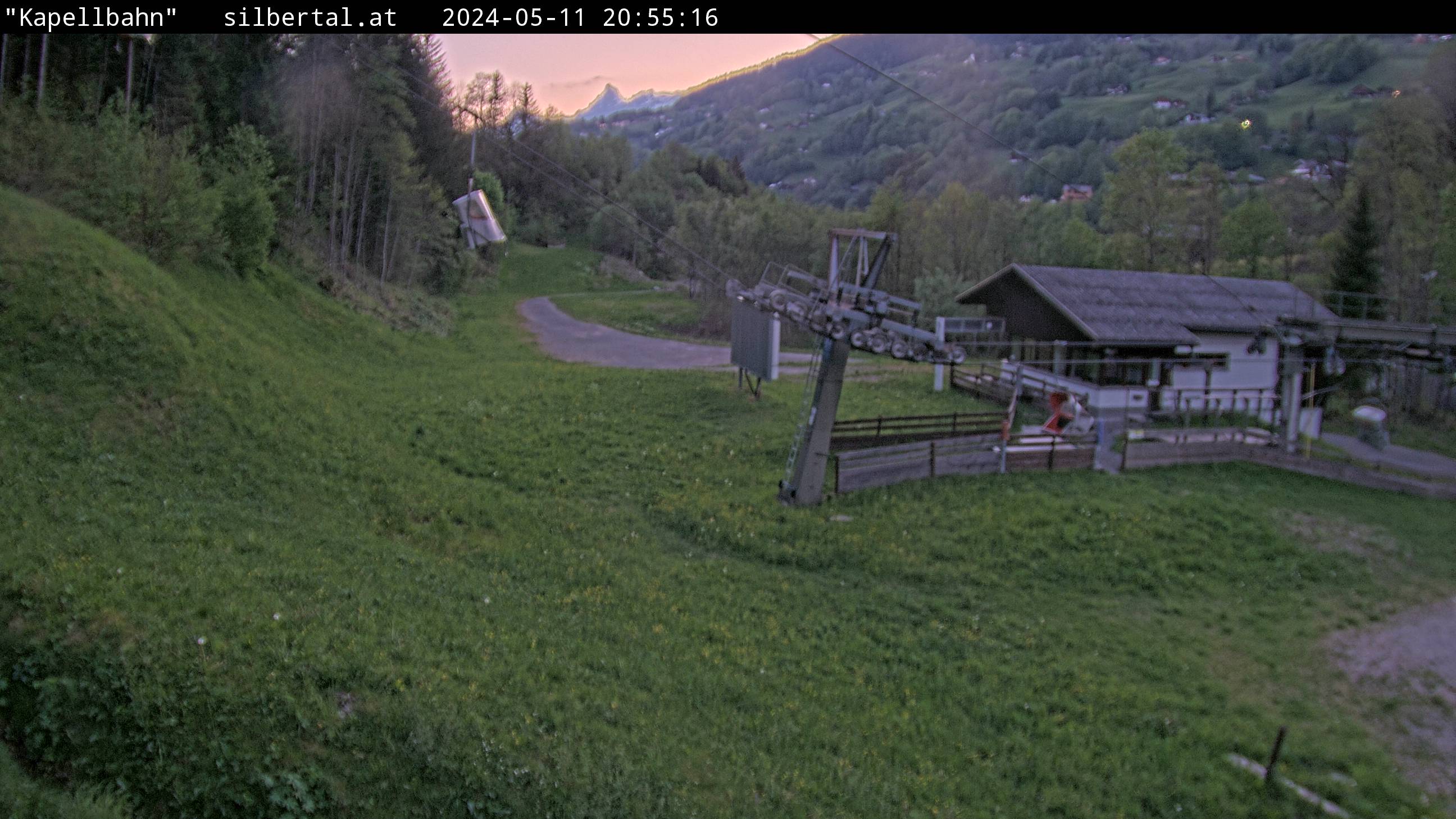 Die Webcam mit diesem Livebild zeigt die Kapellbahn vom Silbertal (http://www.silbertal.at). 